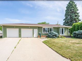 507 Lee Dr, Le Mars, IA 51031