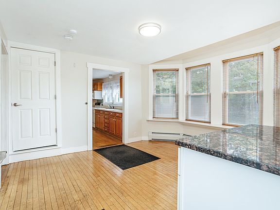 3rd image of 18 Main St