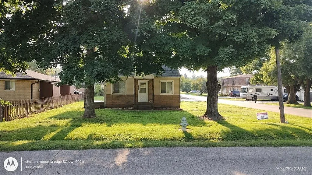 2 bed, 1.0 bath, 953 sqft, $1,400 — Photo 1