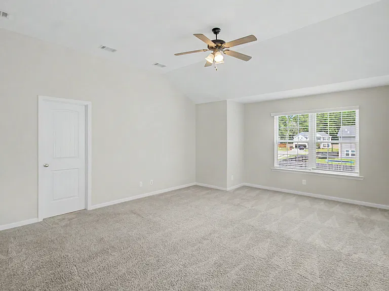 16 Cassels Ct — Photo 28