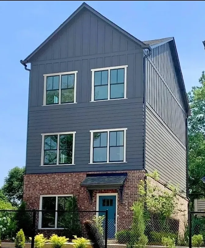 3 bed, 1890 sqft, $3,500 — Photo 1