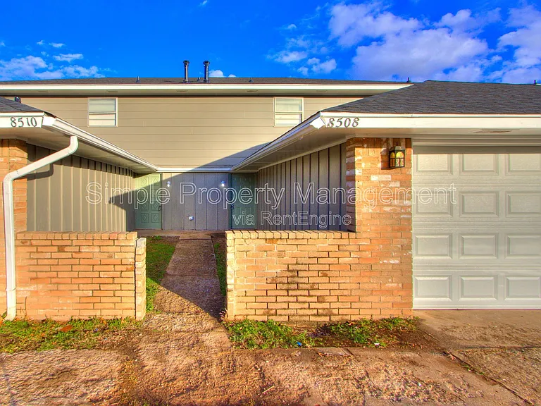 8508 Candlewood Dr — Photo 2
