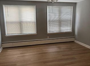 1021 N 8th St #13, Sheboygan, WI 53081