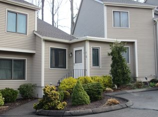 239 Twin Lakes Rd, North Branford, CT 06471