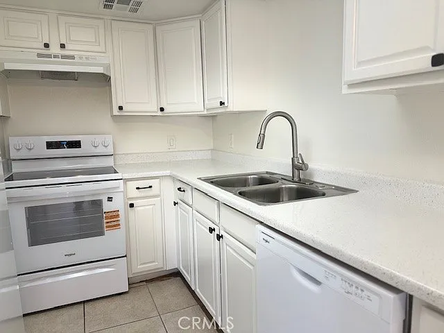 51025 Avenue Martinez #2 — Photo 10