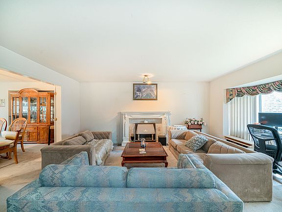5th image of 9072 Briar Rd