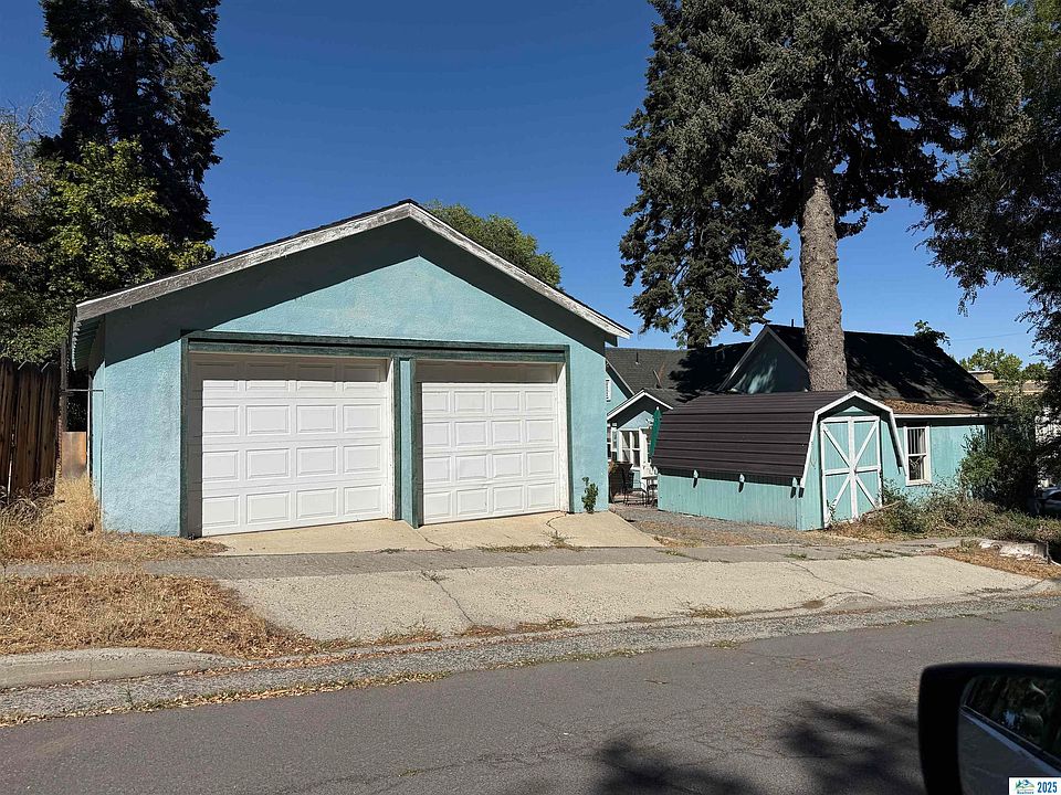 2nd image of 250 S Roop St