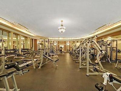 5th image of 1040 W Granville Ave APT 324