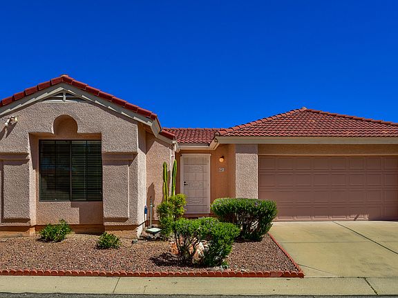 2nd image of 621 W Summer Rain Dr