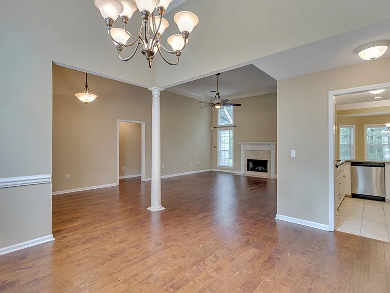 24 Dover Dr — Photo 6