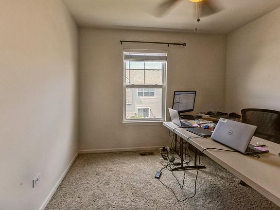 5th image of 877 Lewisburg Ln #877