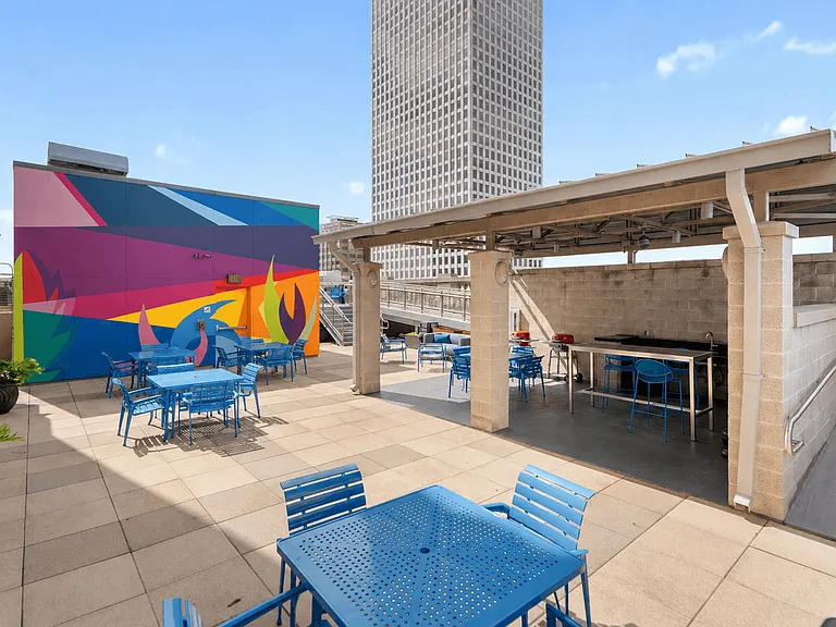 Hibernia Tower Apartments — Photo 50