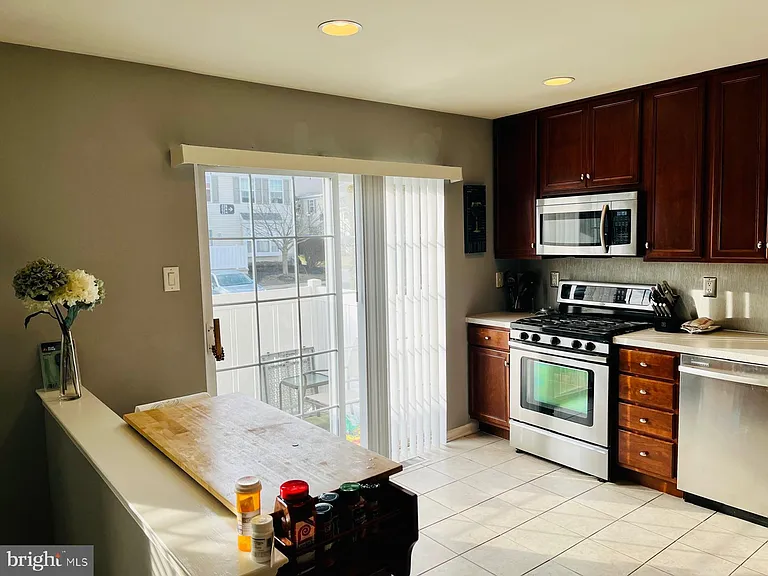 223 Flagstone Rd #8 — Photo 12