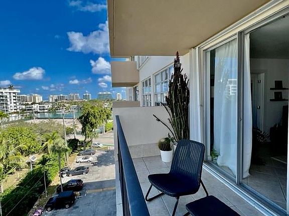 3rd image of 1001 91st St APT 608