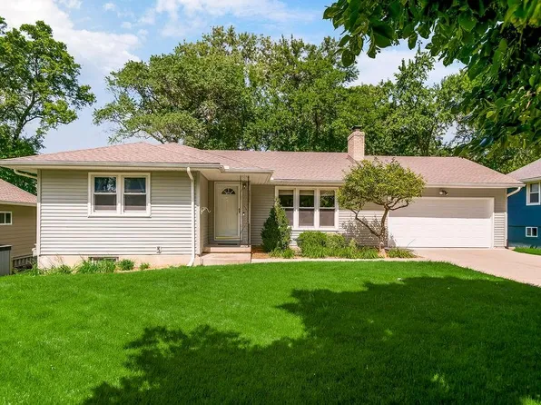 7834 Windsor St, Prairie Village, KS 66208