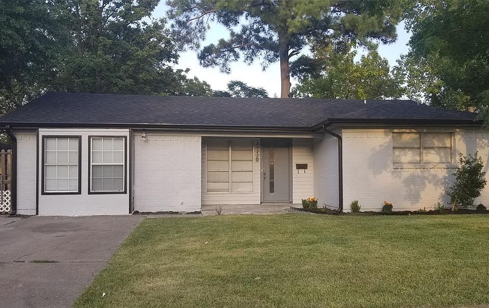 1st image of 2922 Donald Dr