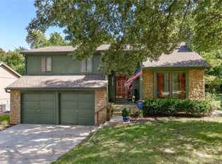 9147 Acuff Ln, Lenexa, KS 66215