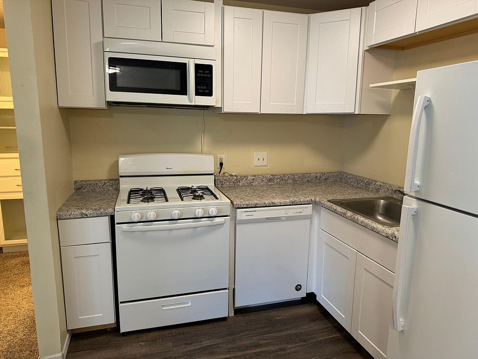 1st image of 7254 72nd Ln N APT 353