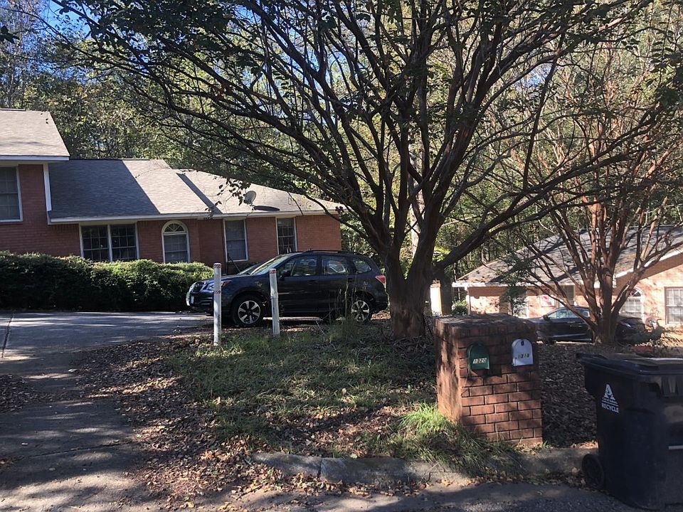 2nd image of 1318 Kent Dr