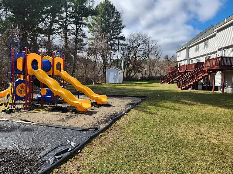 100 Nutting Rd #G1 — Photo 16