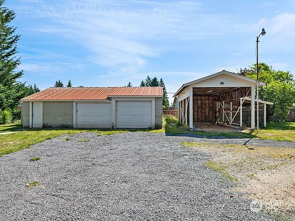 2nd image of 12115 51st Avenue NE