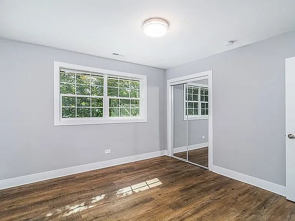 4th image of 336 E Russell St APT 2