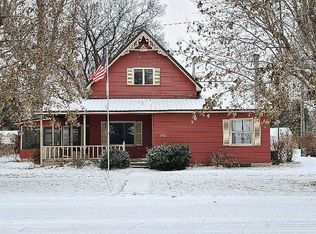 305 2nd St SE, De Smet, SD 57231