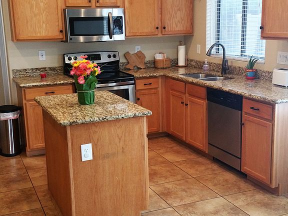 4th image of 40841 N Hearst Dr