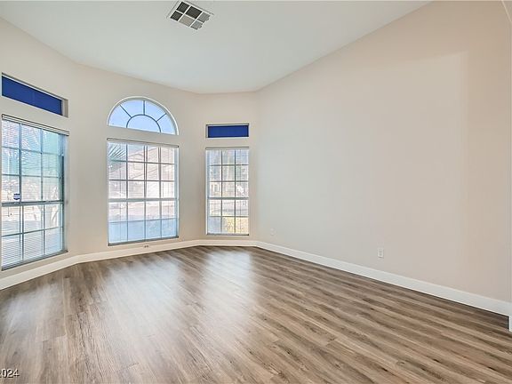 3rd image of 3117 Serrano Ct
