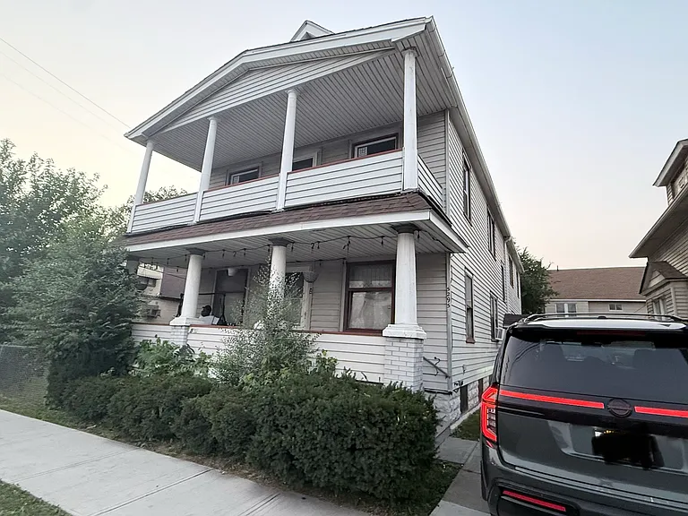 5295 Harvard Ave #2 — Photo 8