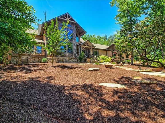 5th image of 371 Mystic Trail Ln