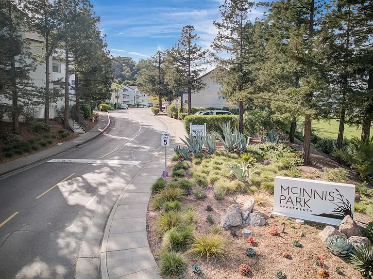20 North Avenue, San Rafael, CA. 94903 (Off of Silveira & Smith Ranch Rd)