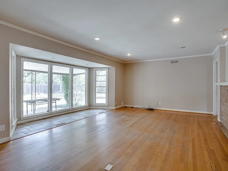 3604 24th St — Photo 5