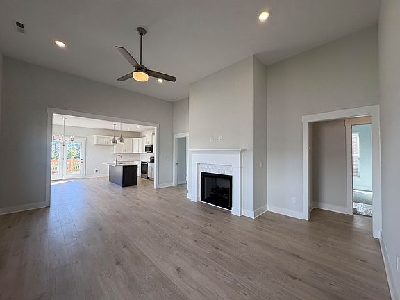 3rd image of 214 Hudson Dr Lot 39