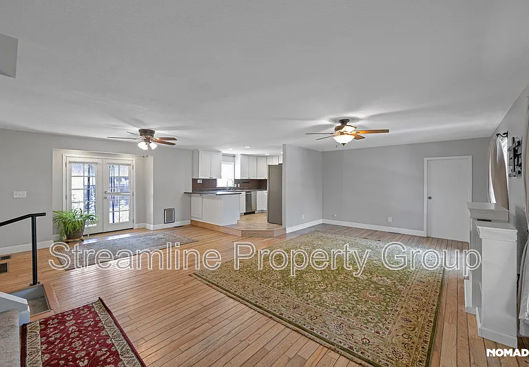 10136 W Keene Ave — Photo 2