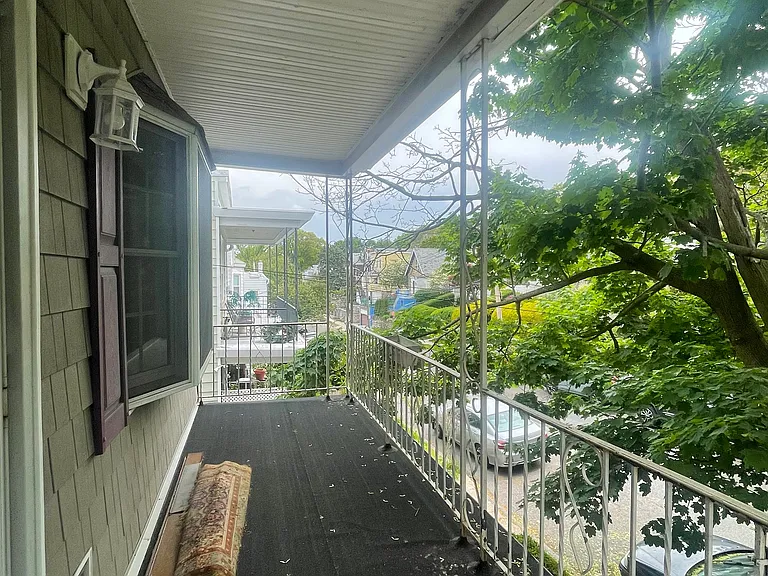 Gordon St — Photo 22
