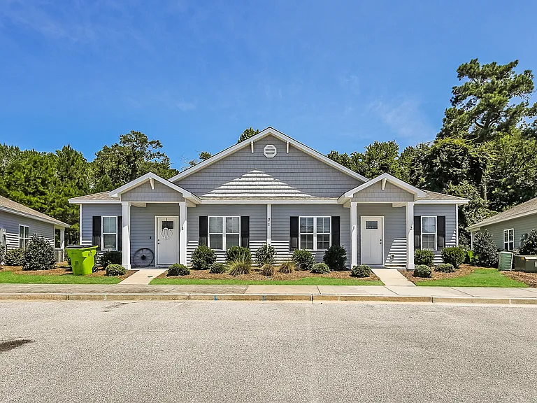 73 Highland Forest Cir #2 — Photo 1
