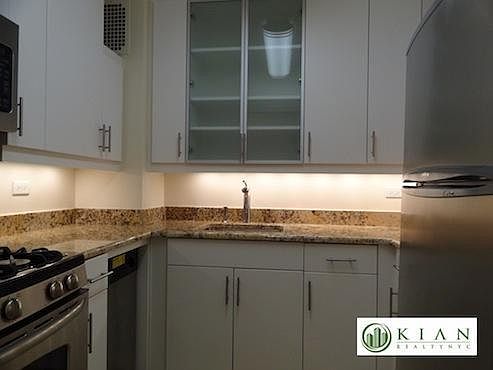 4th image of 55 W 14th St APT 10B