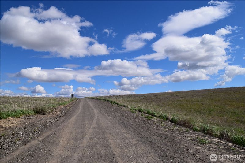 4th image of 2367 Scott Station Road