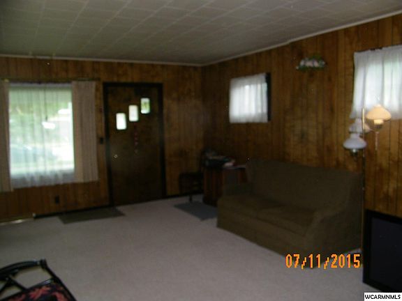 4th image of 902 S Prairie Ave