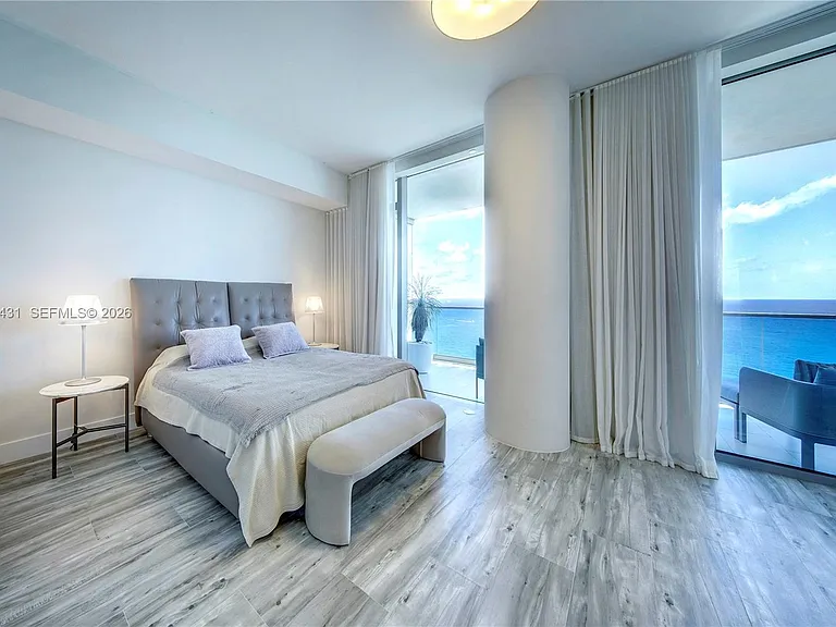 10203 Collins Ave #1502 — Photo 8