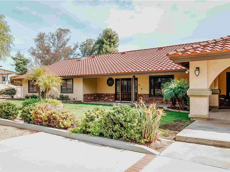 38580 Ganson Pl — Photo 4