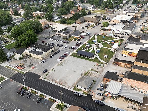 2nd image of 229 W Kellner Blvd