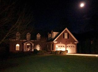 103 Cedar St, Rhodhiss, NC 28667