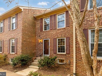 2446 S Walter Reed Dr Unit B, Arlington, VA, 22206