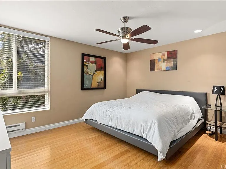 935 Genter St #207 — Photo 7