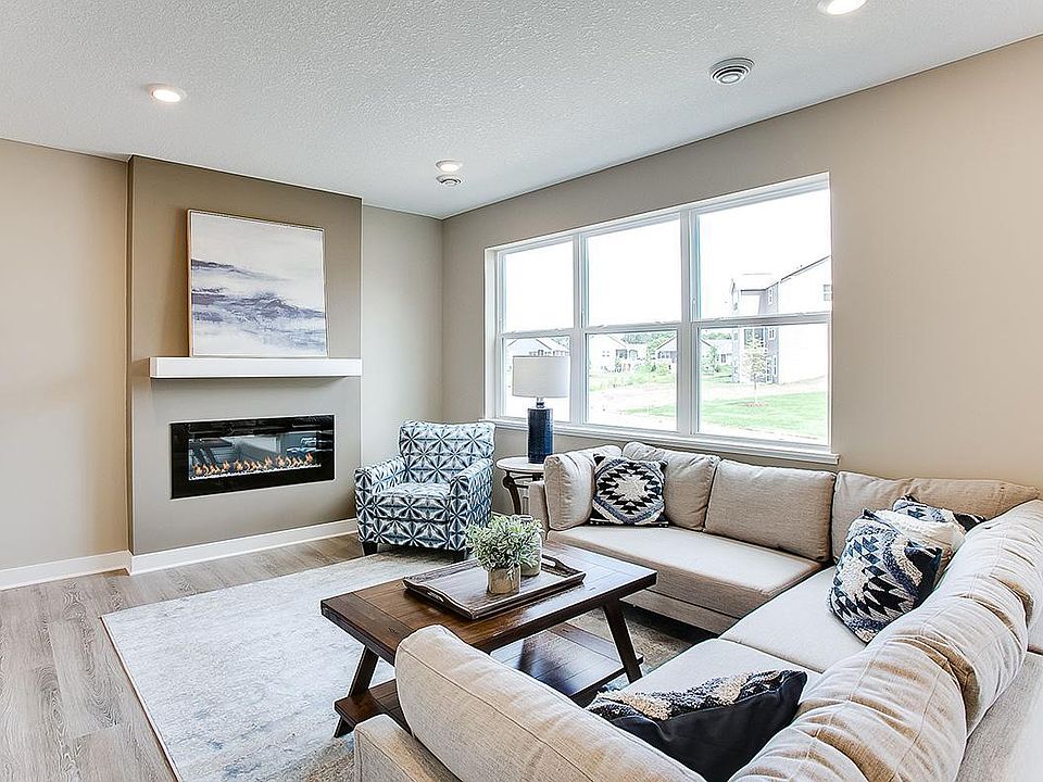 1st image of 12655 Erskin Cir NE