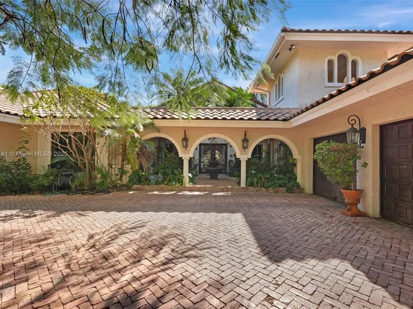 1718 Vestal Dr, Coral Springs, FL 33071