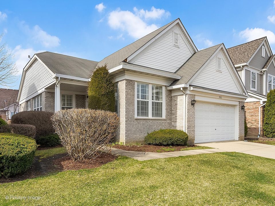 1st image of 2412 Meadowbrook Ln