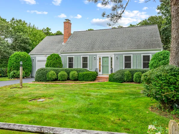 5 Alexanders Chase, Harwich, MA 02645